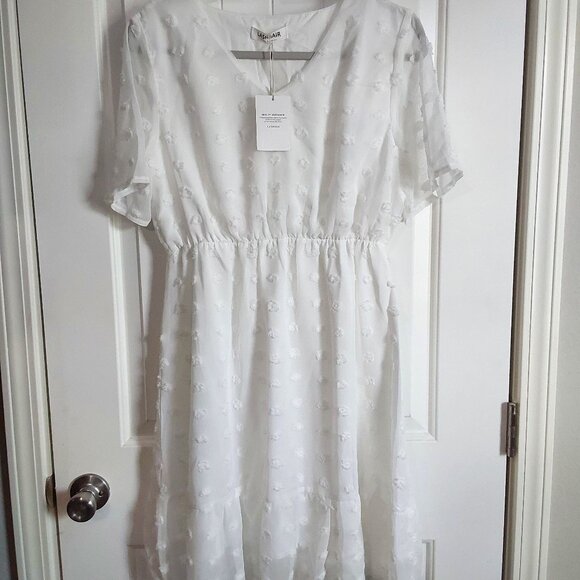 NWT - Picture 1 of 2